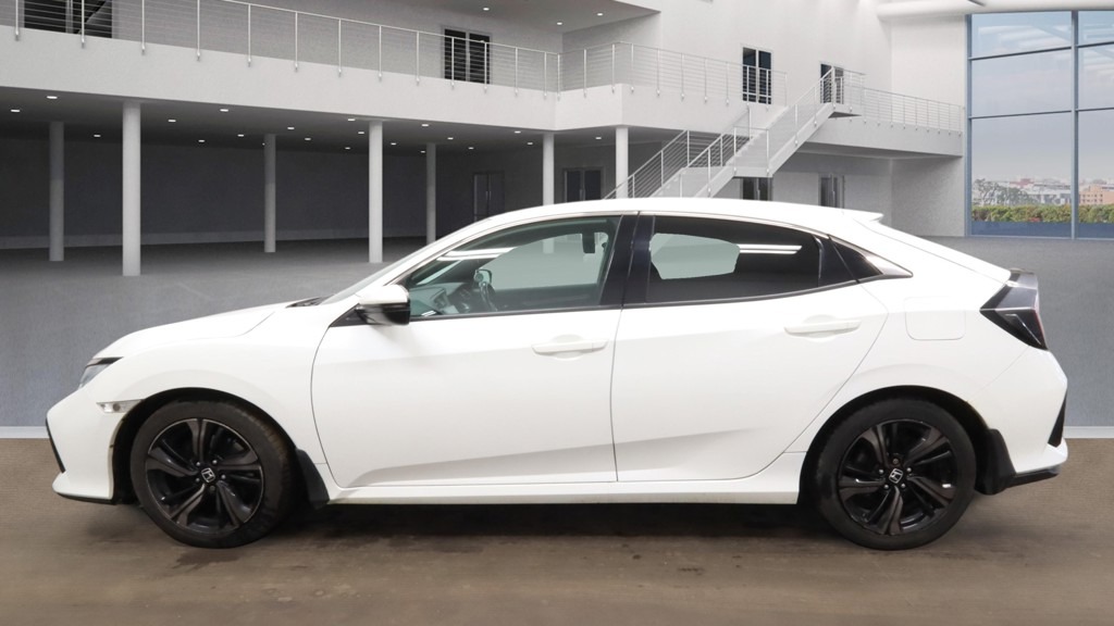 Used Honda Civic 2018 for sale - 77746725: Photo 6