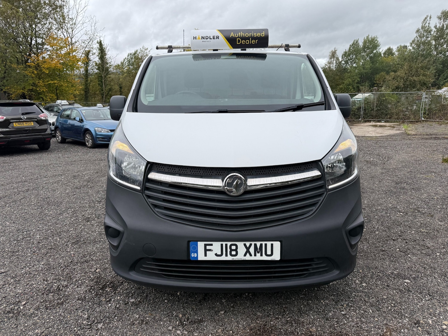 Used Vauxhall Vivaro 2018 for sale - 76364995: Photo 2