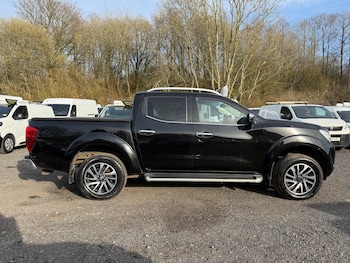 Used Nissan Navara 2018 for sale - 78437186: Photo