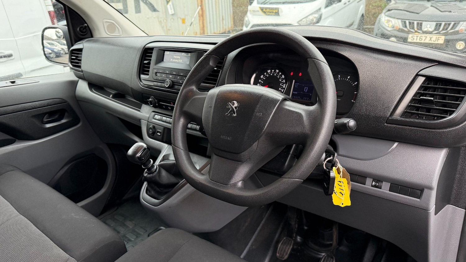 Used Peugeot Expert 2017 for sale - 77258146: Photo 11