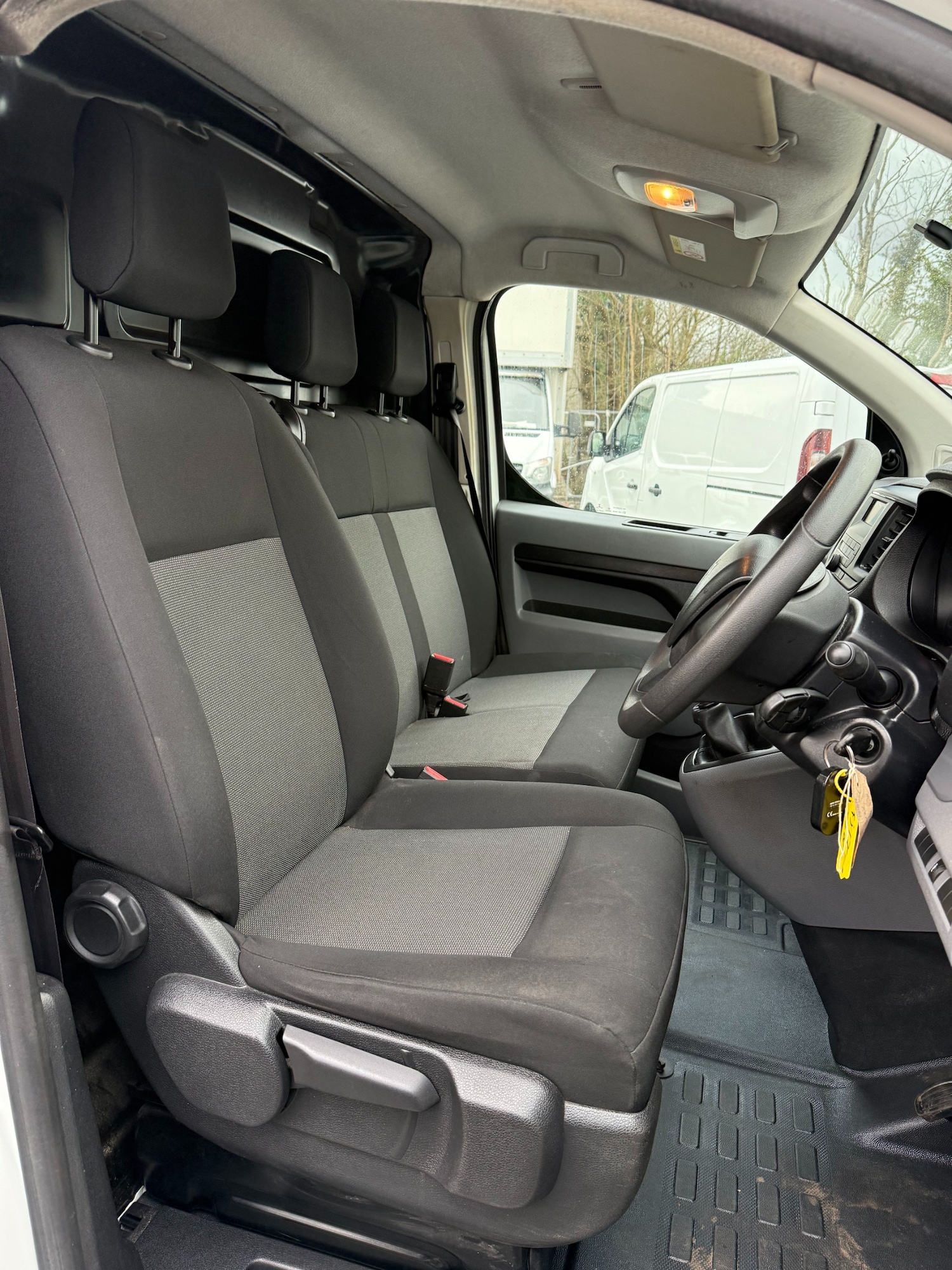 Used Peugeot Expert 2017 for sale - 77258146: Photo 9