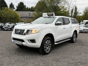 Used Nissan Navara 2019 for sale - 76364274: Photo