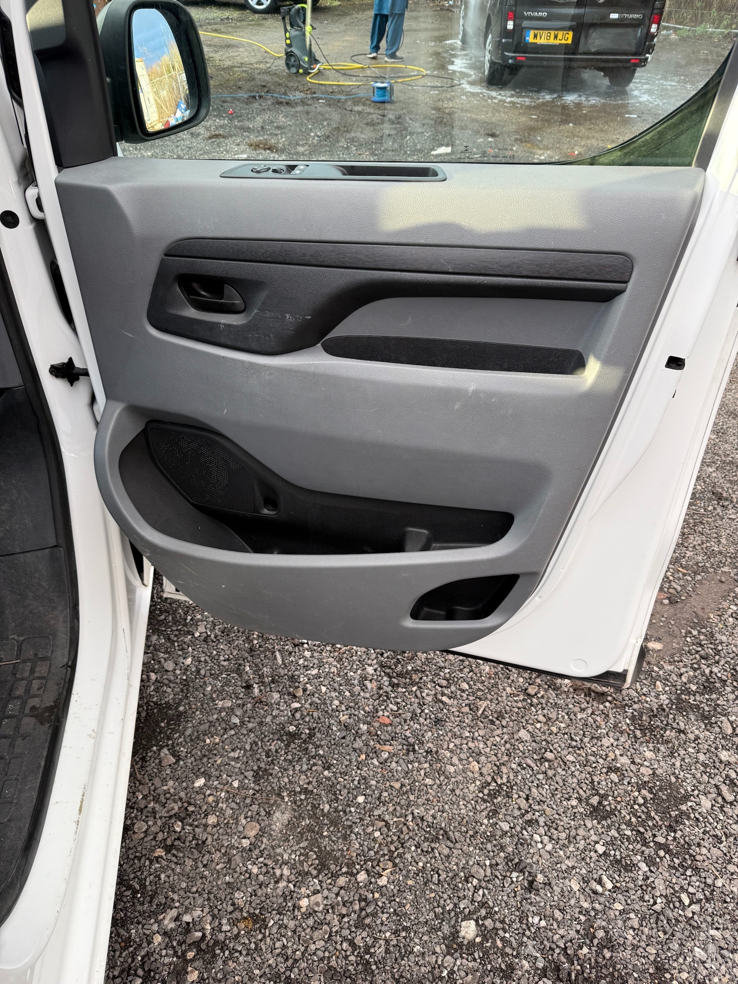 Used Citroen Dispatch 2017 for sale - 76682679: Photo 24