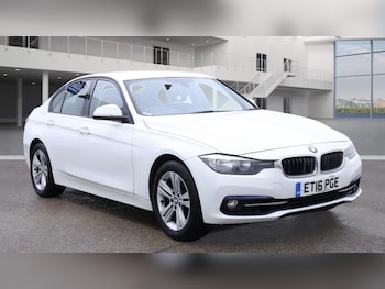 2016 (16) - 320i Sport 4dr Step Auto, Euro 6 , No VAT