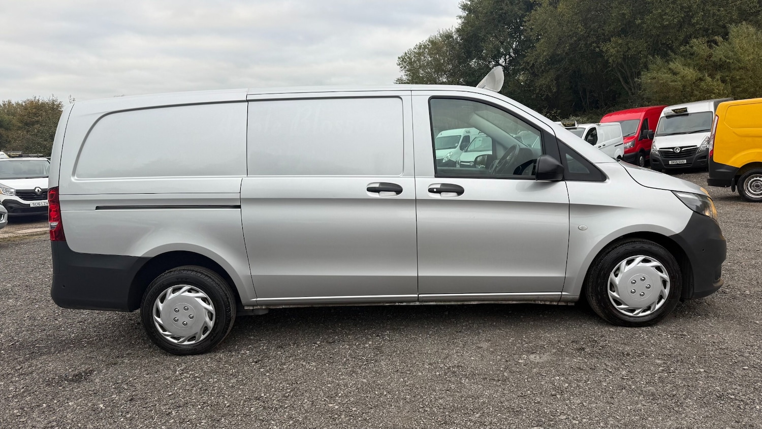 Used Mercedes-Benz Vito 2020 for sale - 76230128: Photo 4