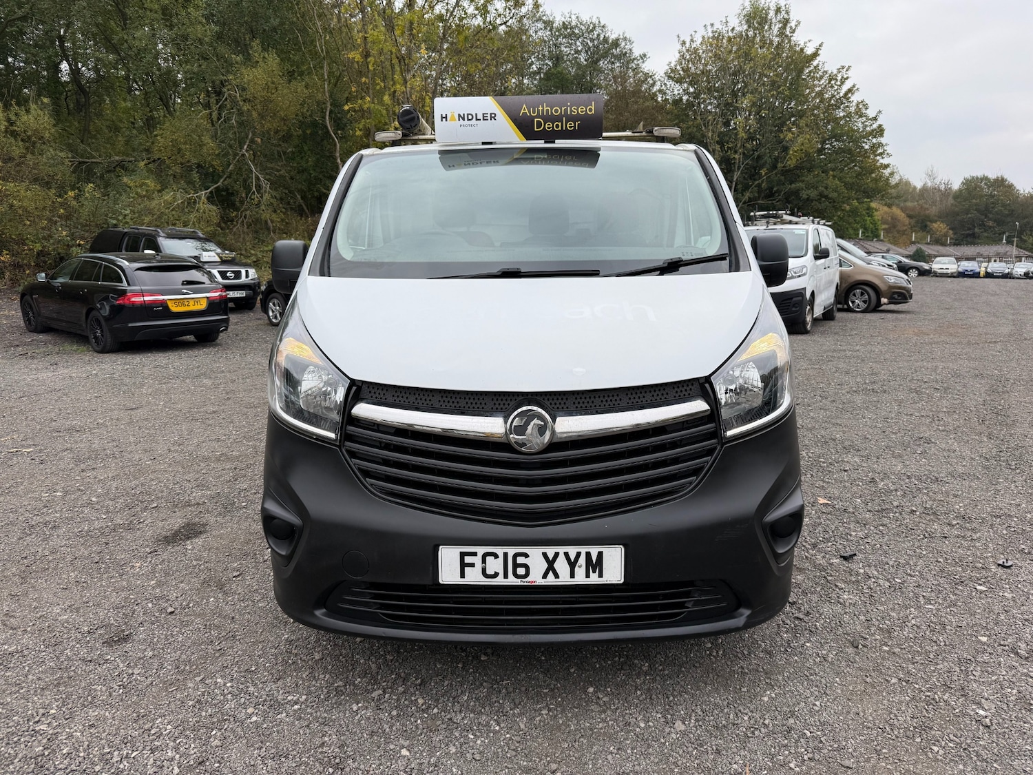 Used Vauxhall Vivaro 2016 for sale - 76253635: Photo 2