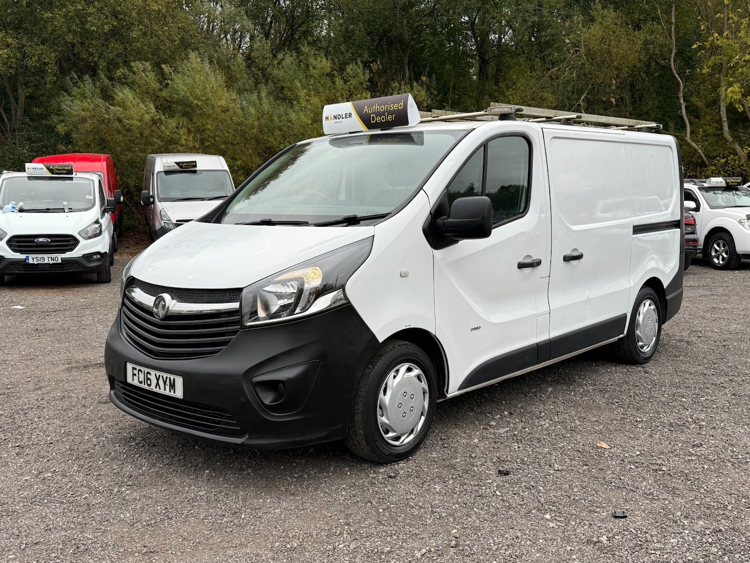 Used Vauxhall Vivaro 2016 for sale - 76253635: Photo 3