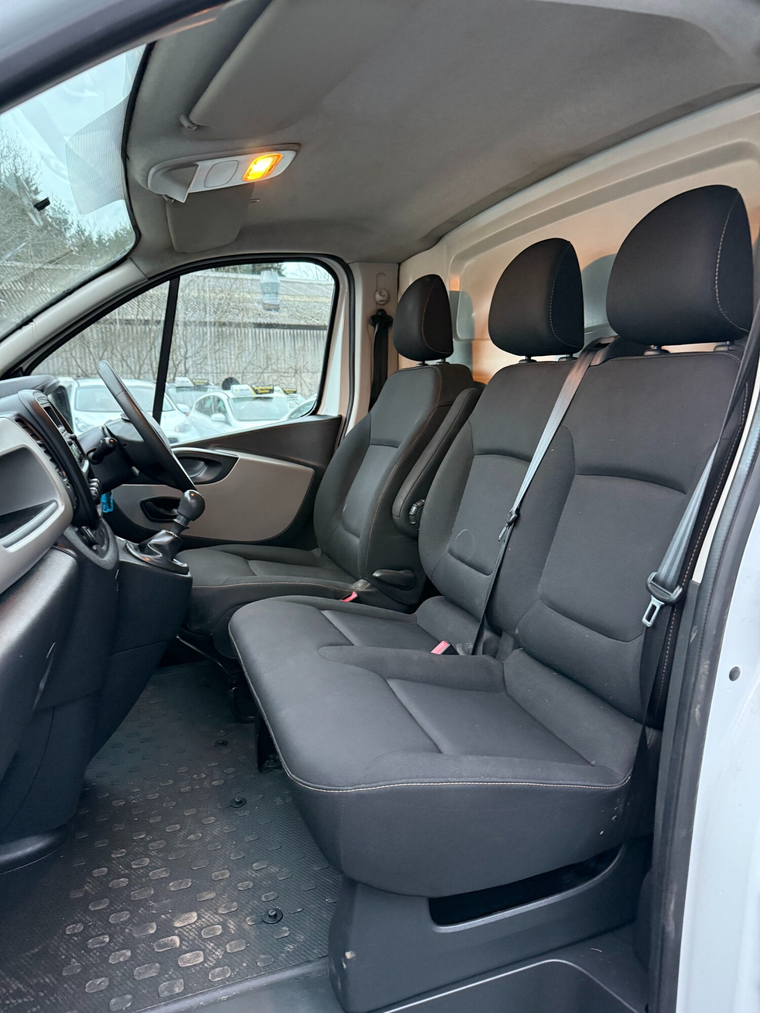 Used Renault Trafic 2017 for sale - 78038826: Photo 15