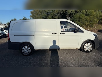 Used Mercedes-Benz Vito 2018 for sale - 76022808: Photo