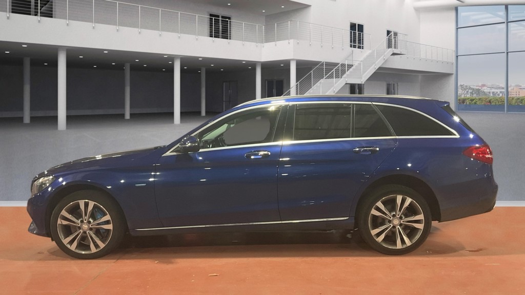 Used Mercedes-Benz C Class 2016 for sale - 77938349: Photo 6