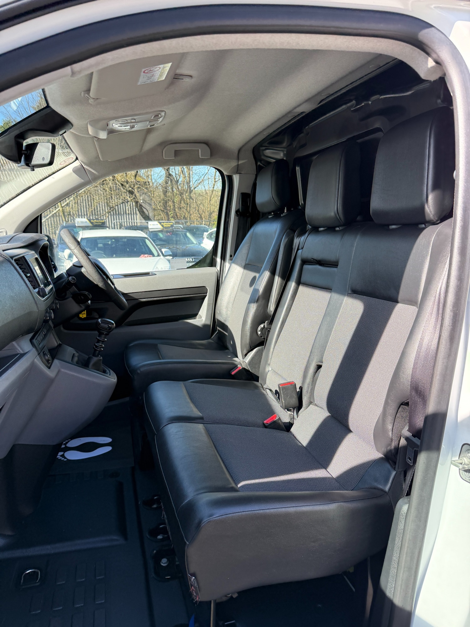 Used Peugeot Expert 2018 for sale - 77601124: Photo 22