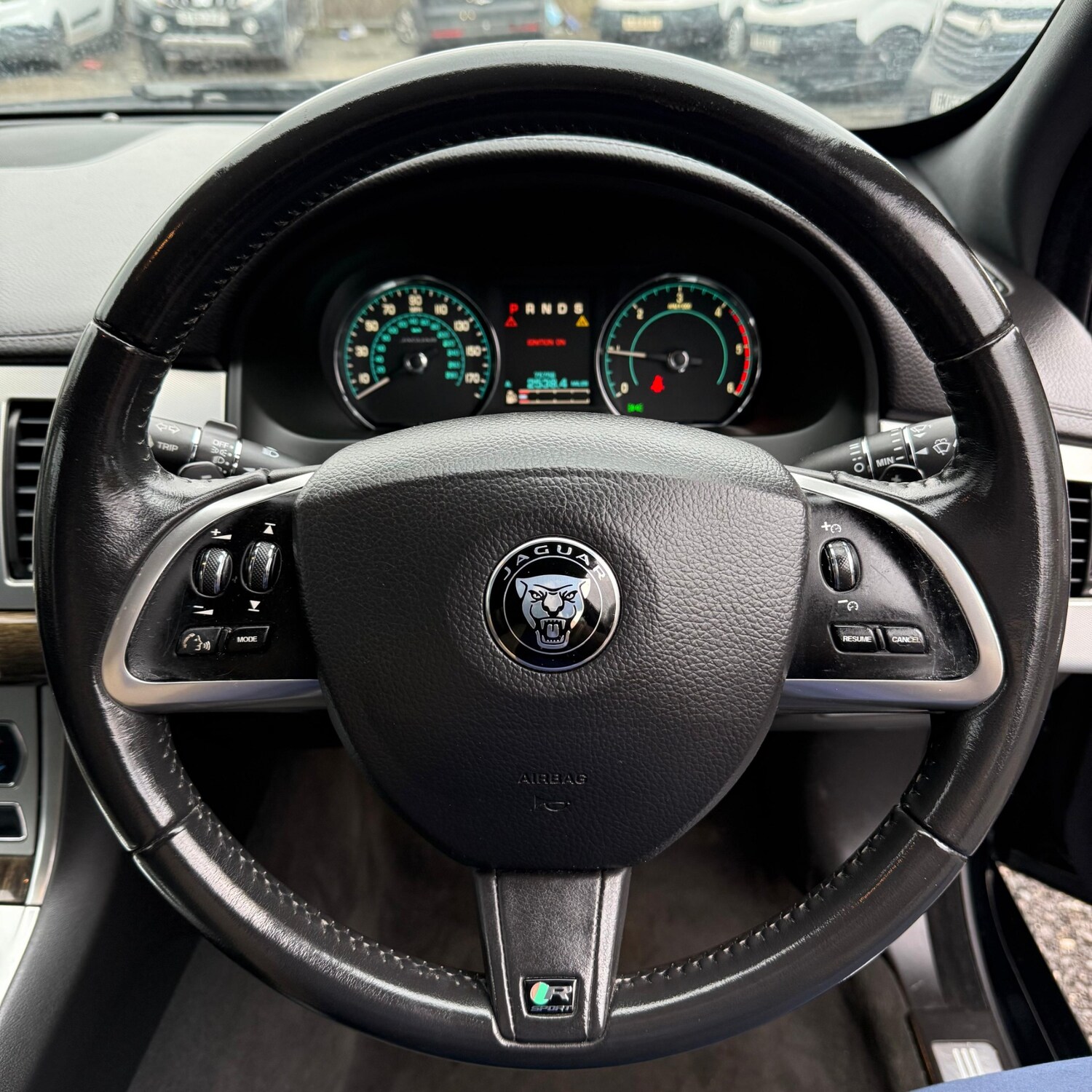 Used Jaguar XF 2014 for sale - 76879736: Photo 15