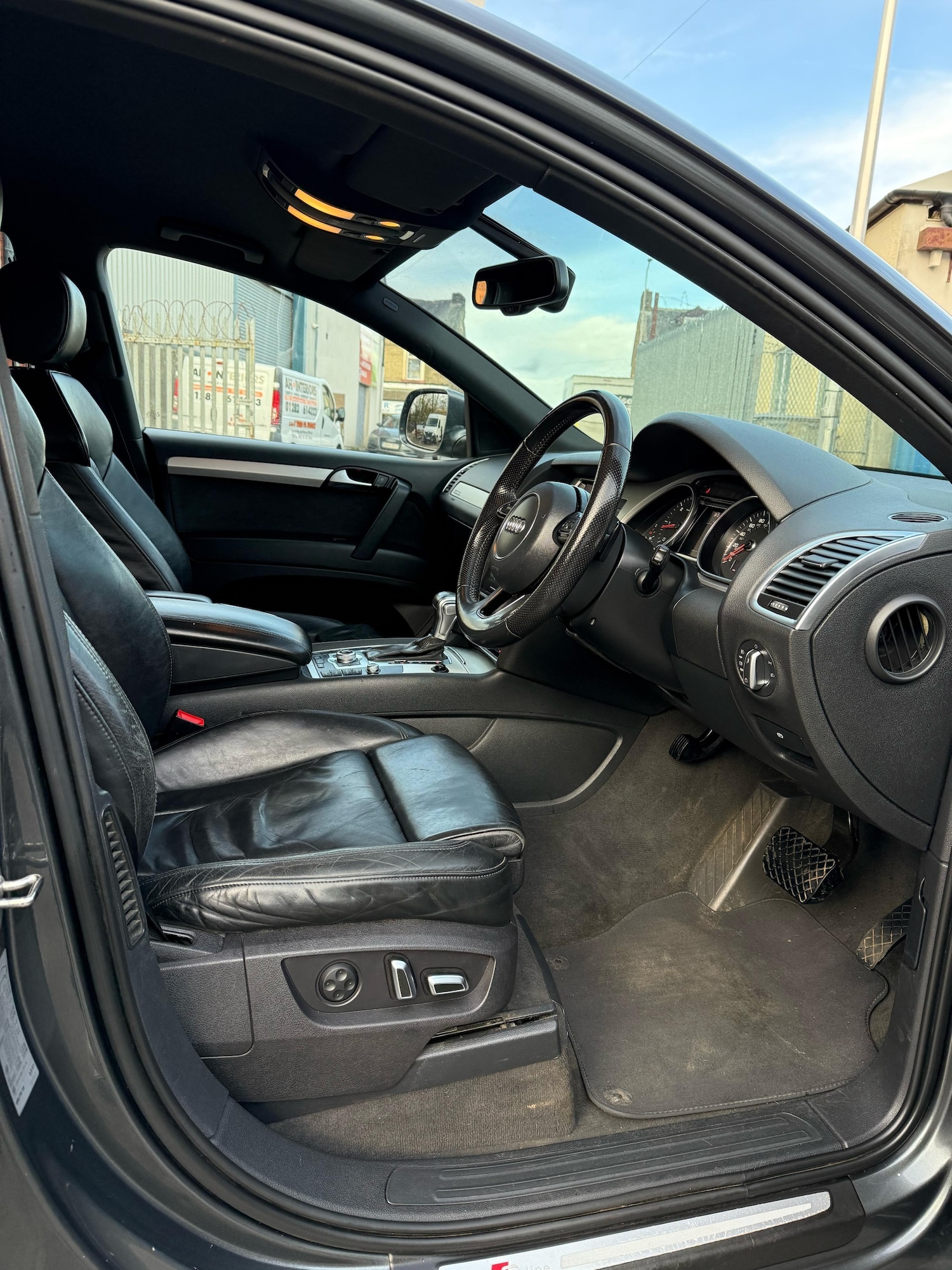 Used Audi Q7 2013 for sale - 76673084: Photo 10