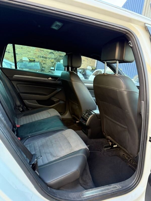 Used Volkswagen Passat 2015 for sale - 77541332: Photo 16