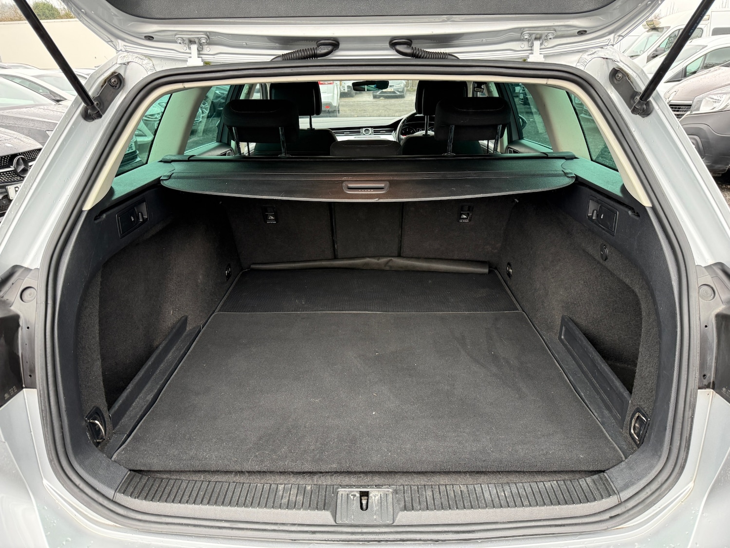 Used Volkswagen Passat 2015 for sale - 77536245: Photo 22