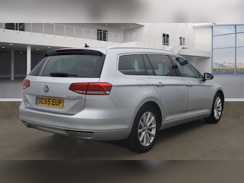 Used Volkswagen Passat 2015 for sale - 77536245: Photo