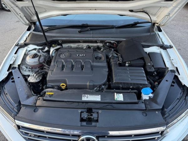 Used Volkswagen Passat 2015 for sale - 76881617: Photo 25