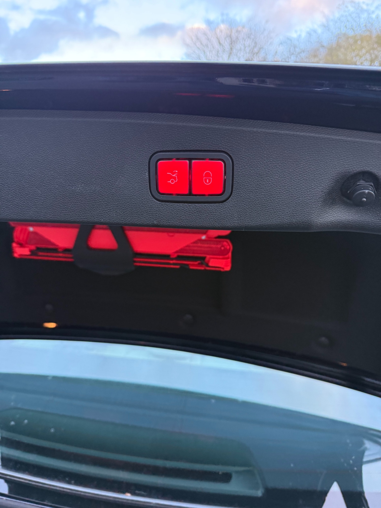 Used Mercedes-Benz E Class 2014 for sale - 76877876: Photo 22