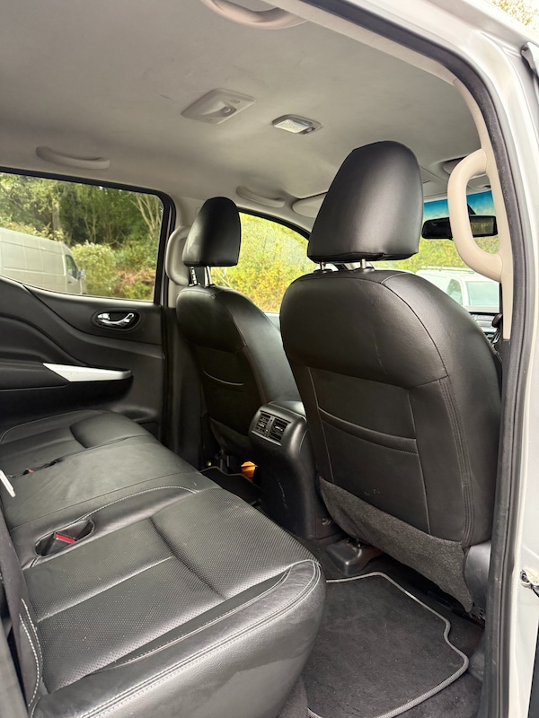 Used Nissan Navara 2018 for sale - 76129072: Photo 18