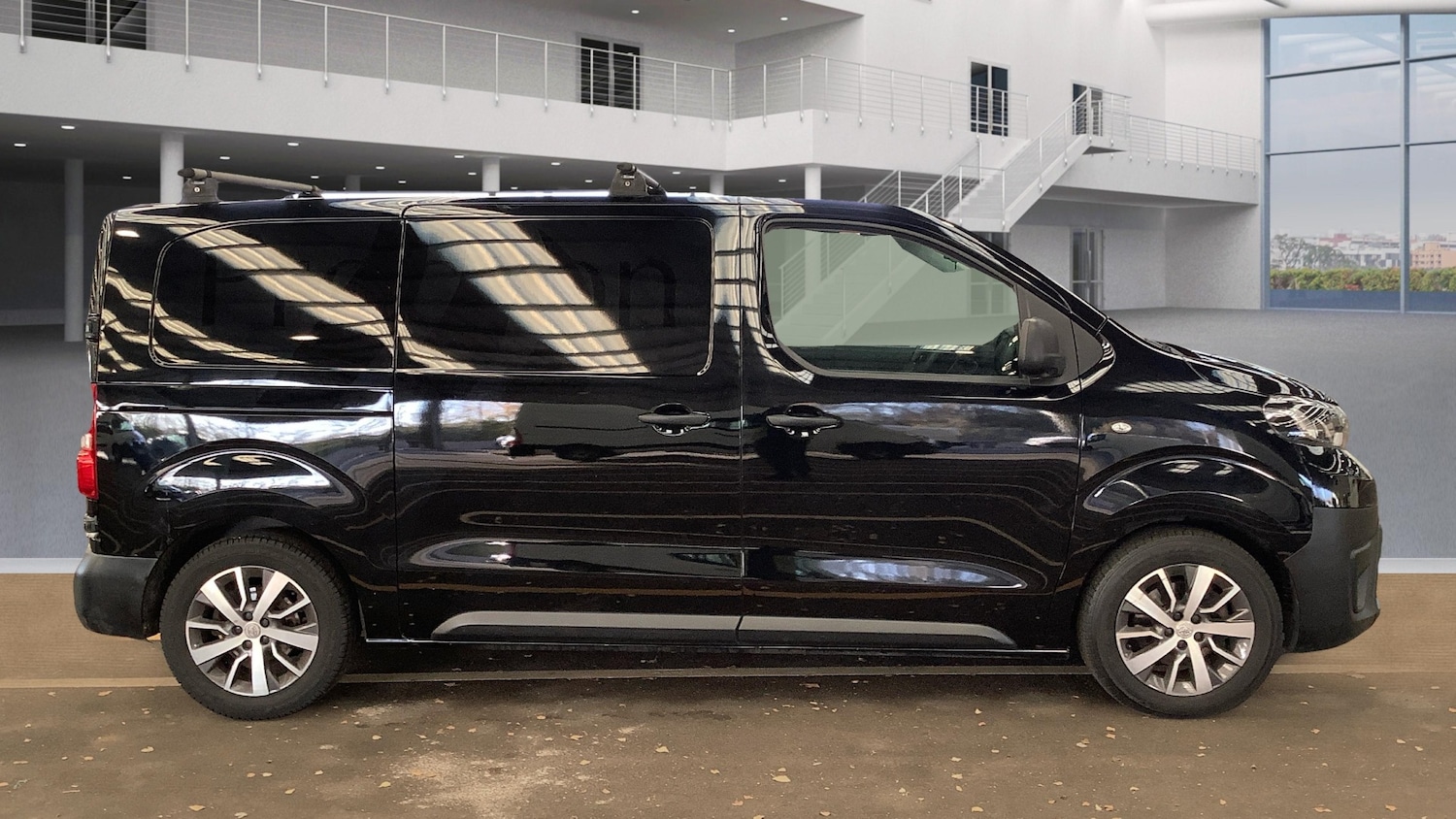 Used Toyota ProAce 2022 for sale - 76969805: Photo 5