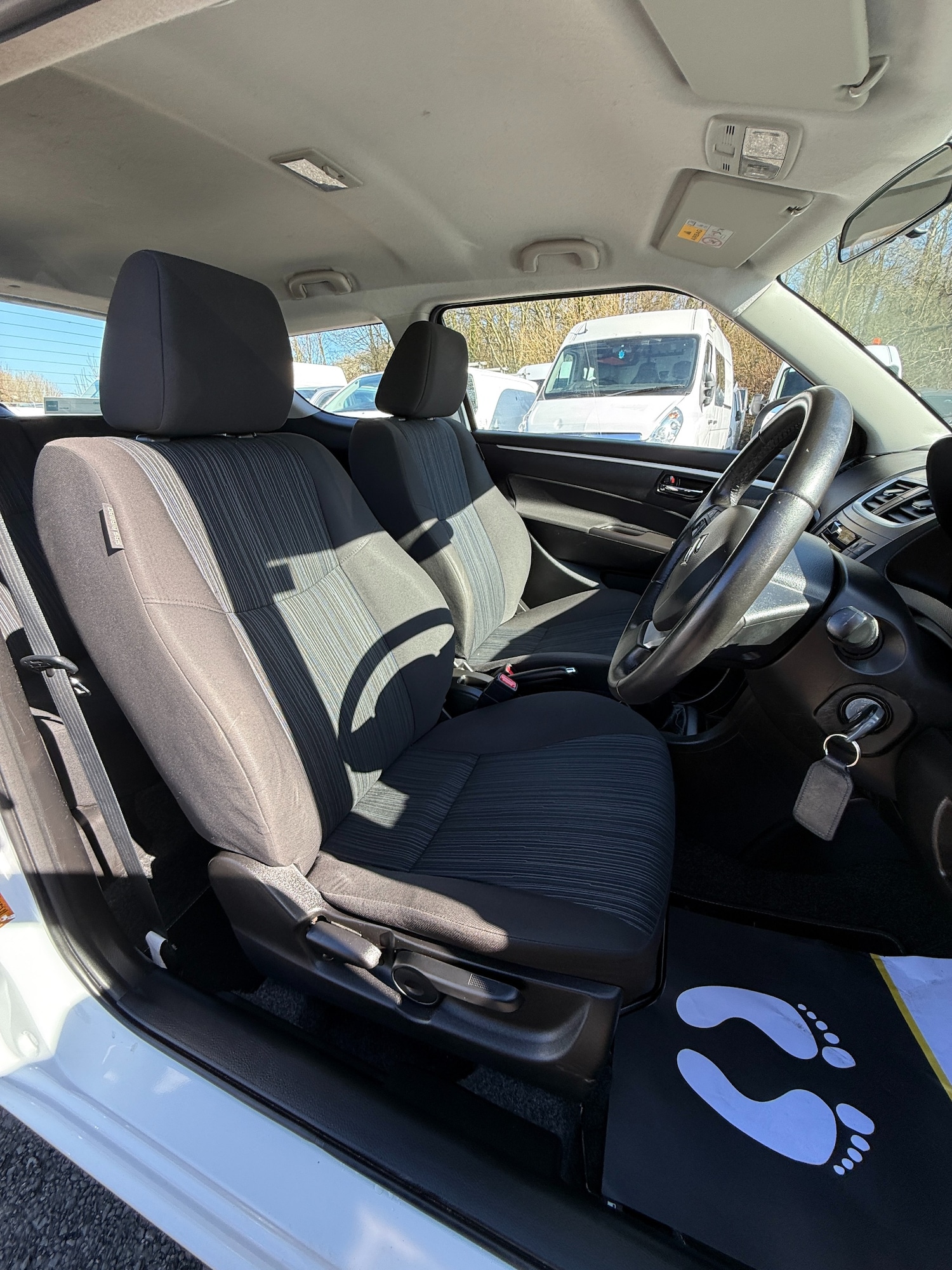 Used Suzuki Swift 2014 for sale - 77932333: Photo 10