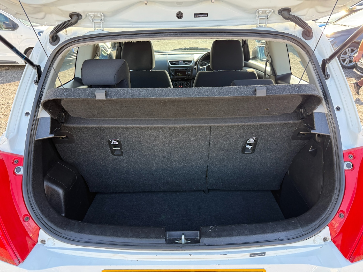 Used Suzuki Swift 2014 for sale - 77932333: Photo 22