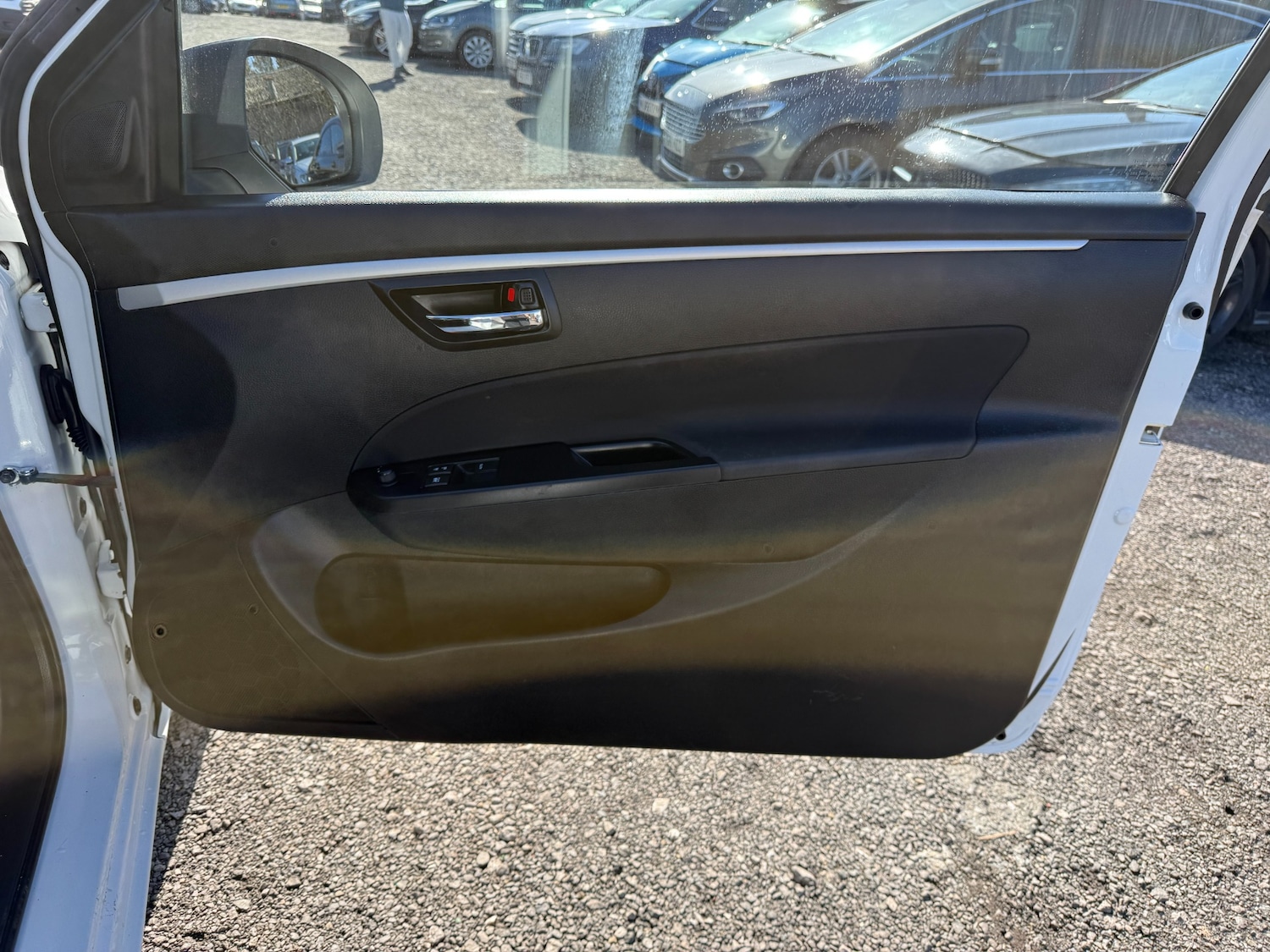 Used Suzuki Swift 2014 for sale - 77932333: Photo 24