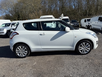 Used Suzuki Swift 2014 for sale - 77932333: Photo