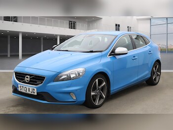 Used Volvo V40 2013 for sale - 76320749: Photo