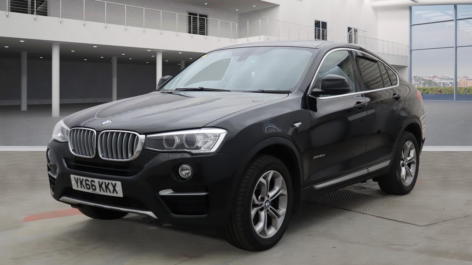 Used BMW X4 2016 for sale - 76547616: Photo 2