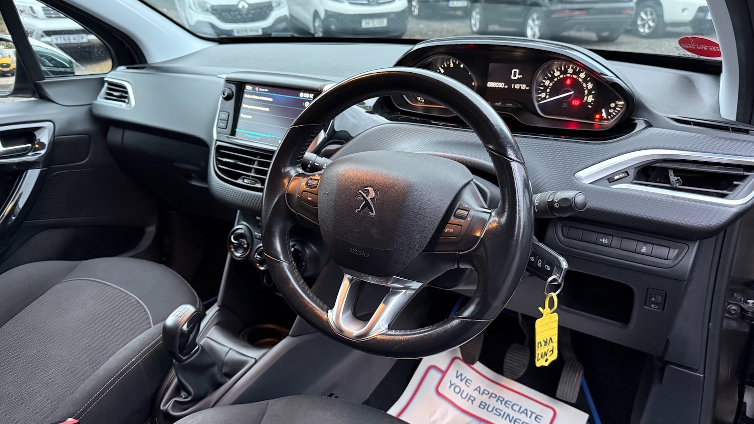 Used Peugeot 208 2017 for sale - 76243936: Photo 11