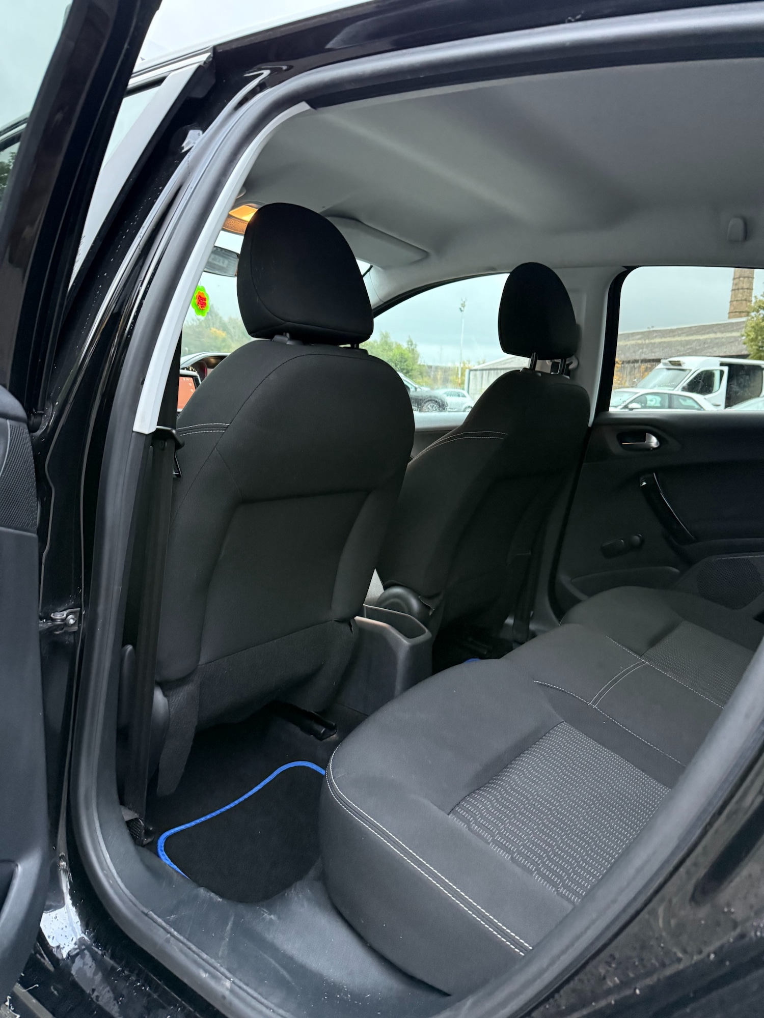 Used Peugeot 208 2017 for sale - 76243936: Photo 19