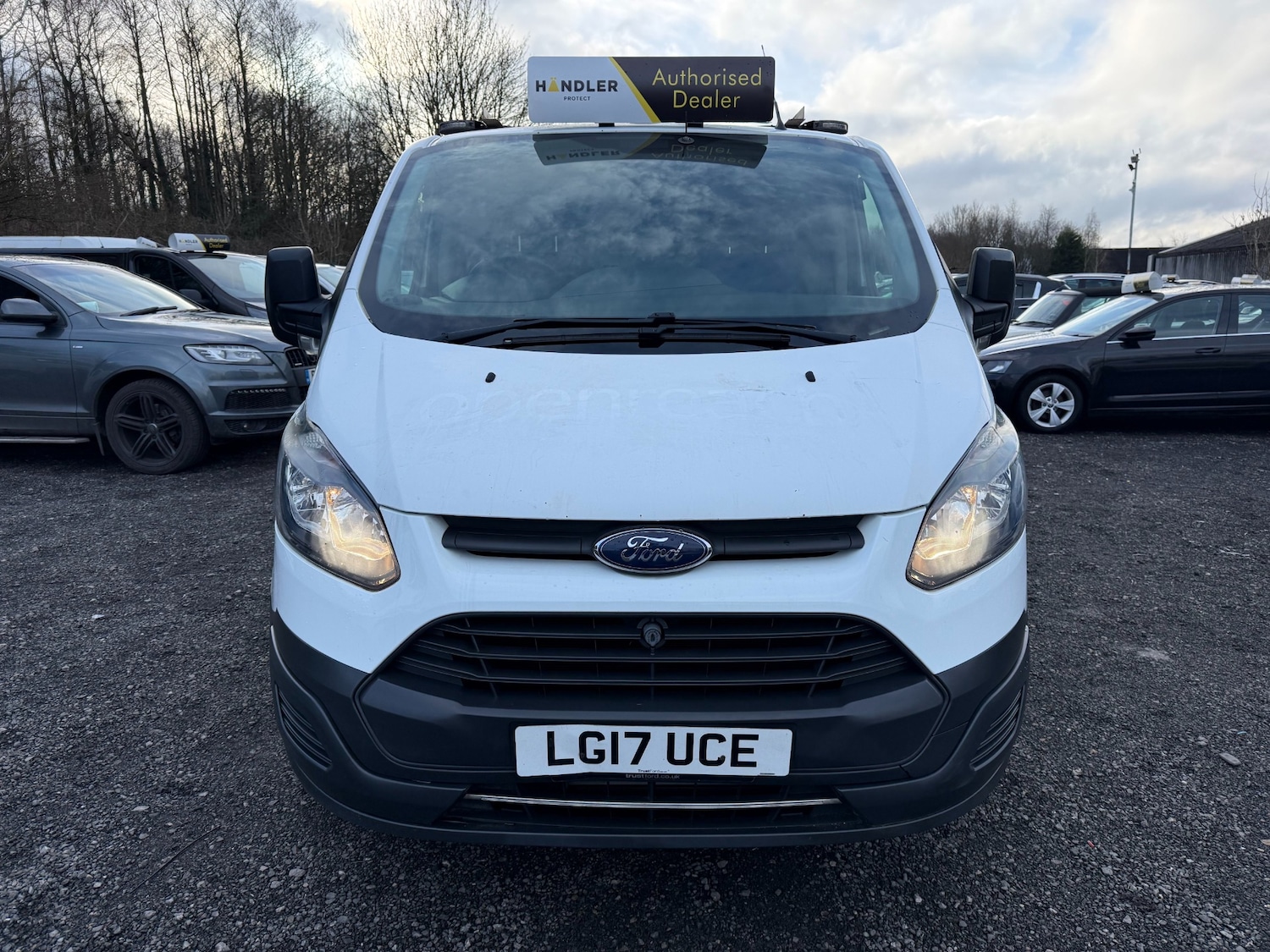 Used Ford Transit Custom 2017 for sale - 78162542: Photo 2