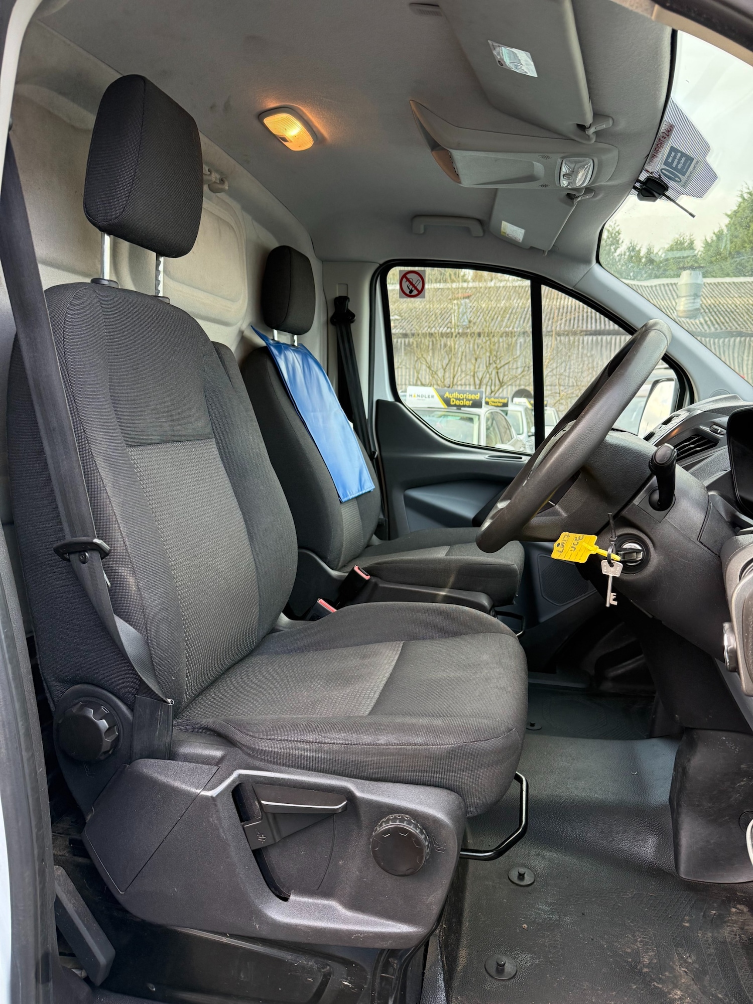 Used Ford Transit Custom 2017 for sale - 78162542: Photo 9