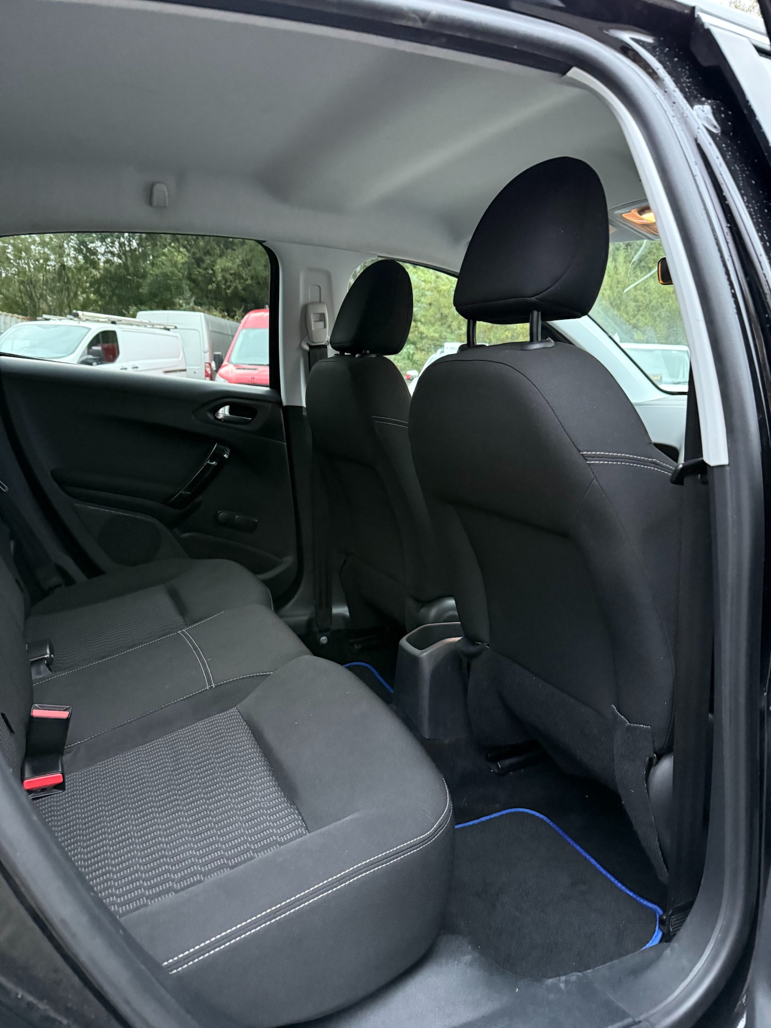 Used Peugeot 208 2017 for sale - 77541403: Photo 18