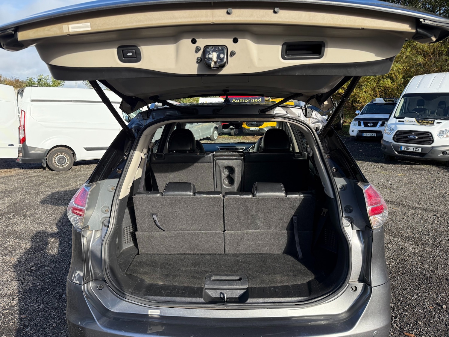 Used Nissan X-Trail 2015 for sale - 77035784: Photo 21