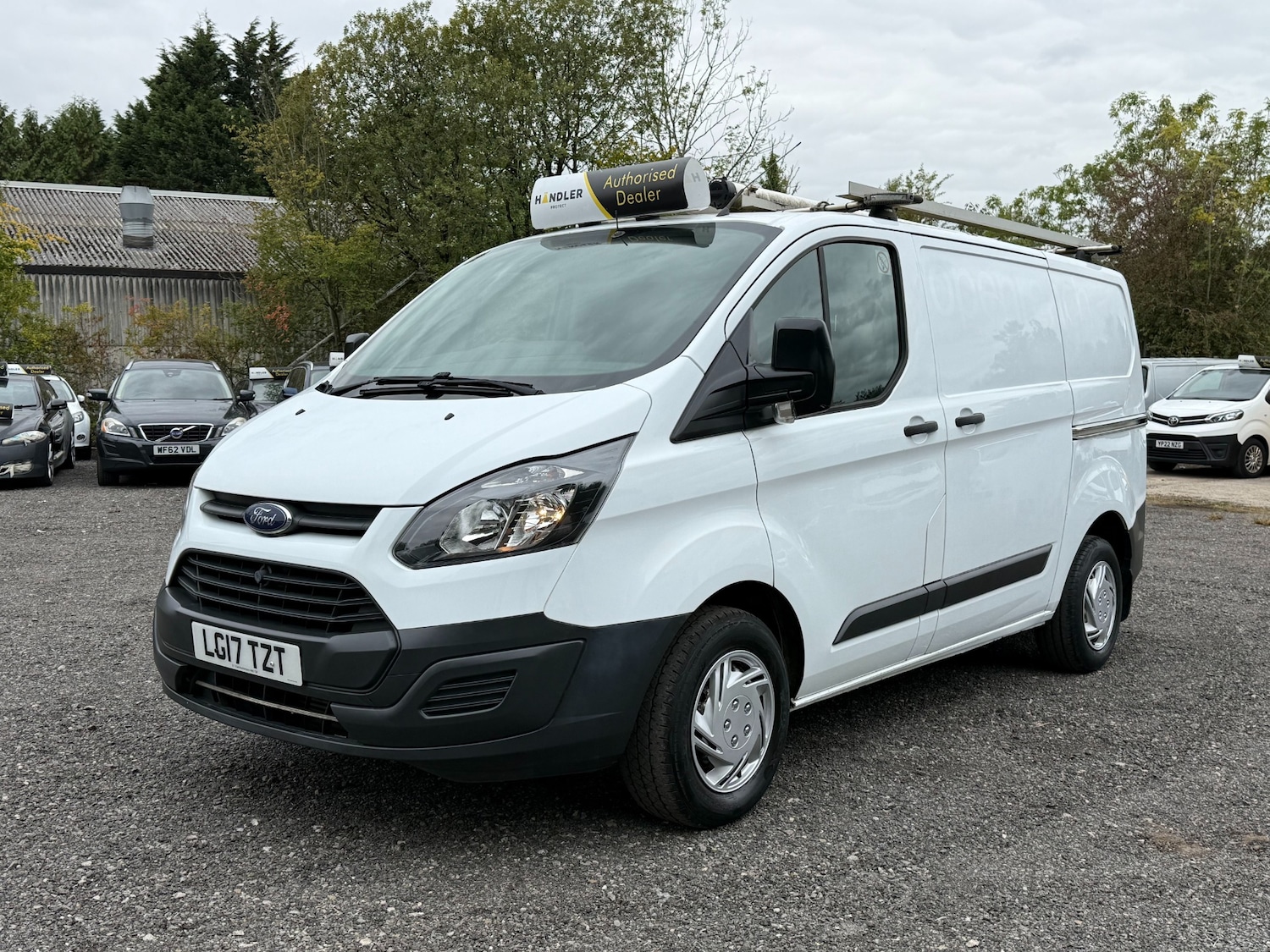 Used Ford Transit Custom 2017 for sale - 75698918: Photo 3