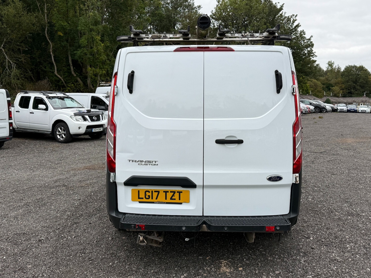 Used Ford Transit Custom 2017 for sale - 75698918: Photo 6