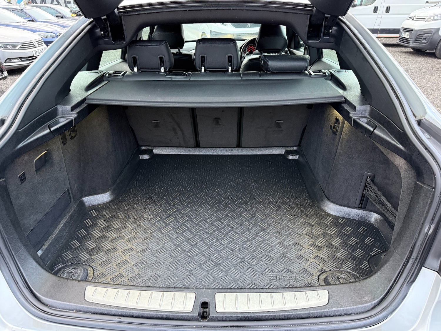 Used BMW 3 Series 2018 for sale - 77323723: Photo 22