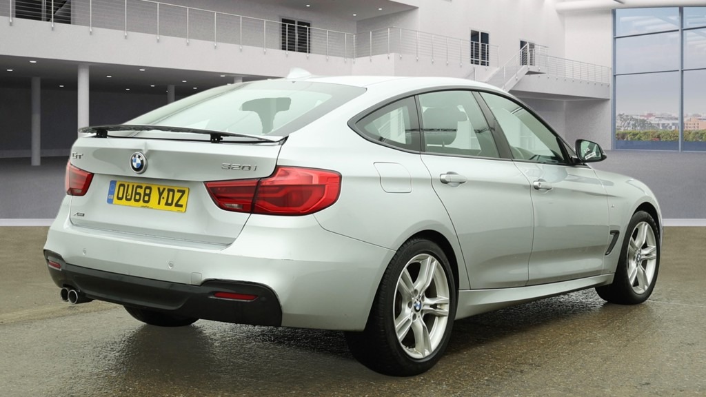 Used BMW 3 Series 2018 for sale - 77323723: Photo 3