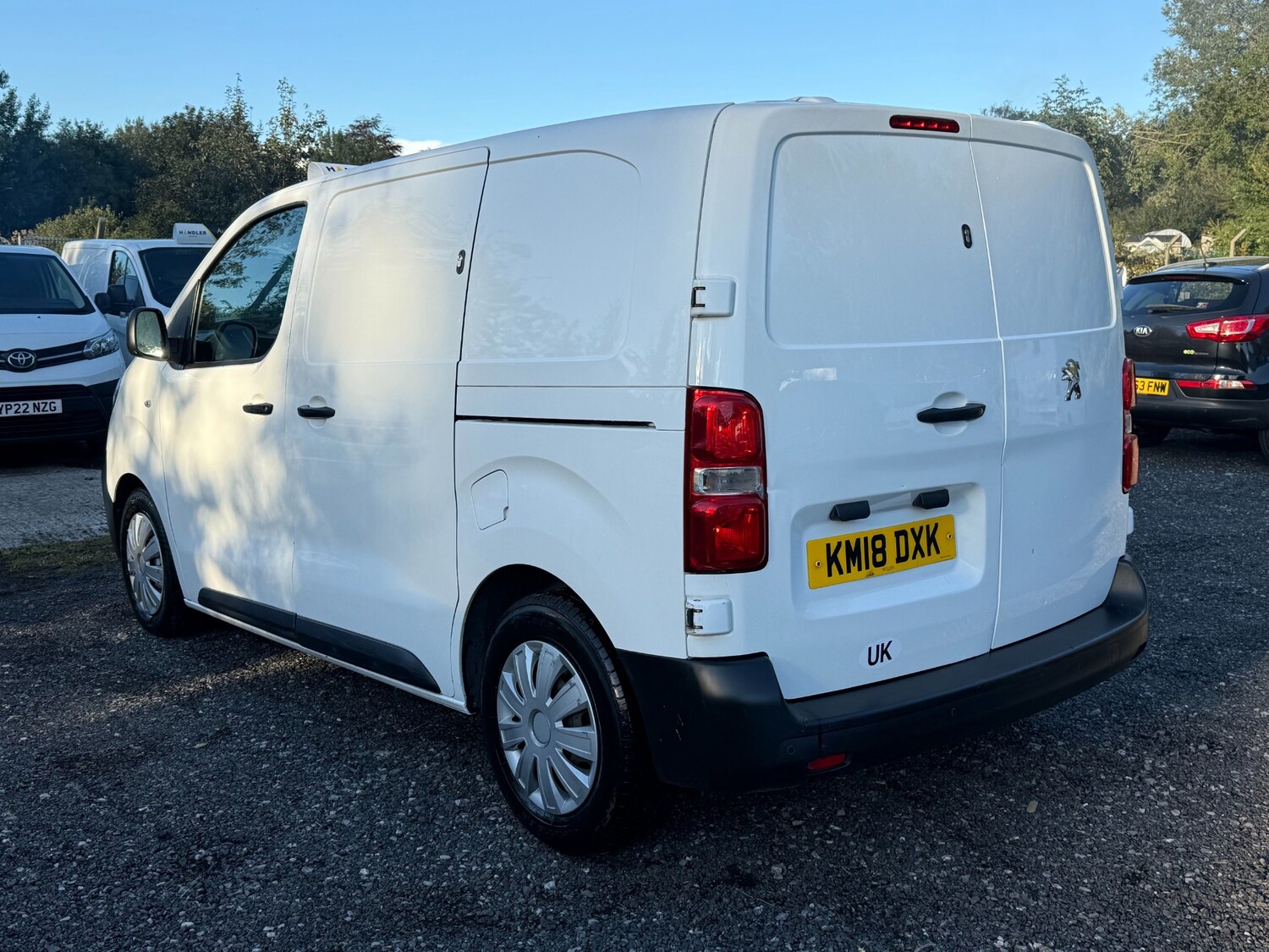 Used Peugeot Expert 2018 for sale - 76365218: Photo 8