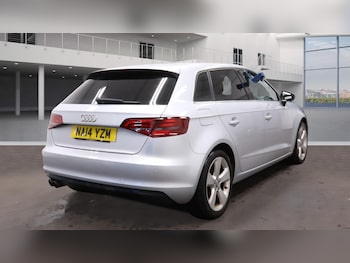 Used Audi A3 2014 for sale - 76392339: Photo