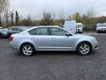 Used Skoda Octavia 2020 for sale - 77033063: Photo