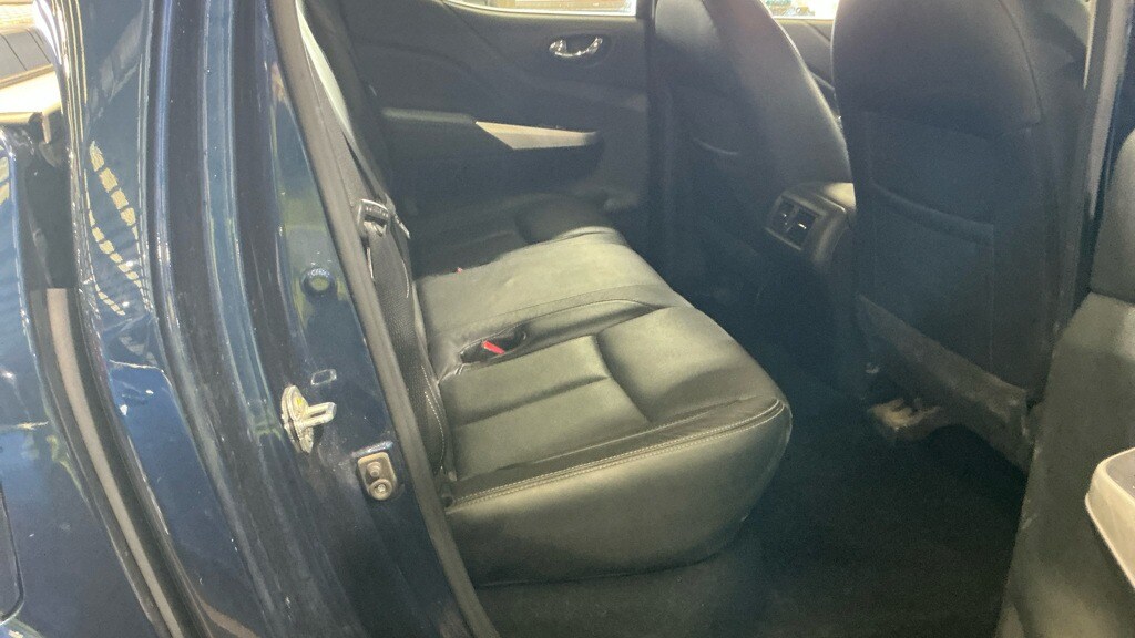 Used Nissan Navara 2017 for sale - 78078674: Photo 10