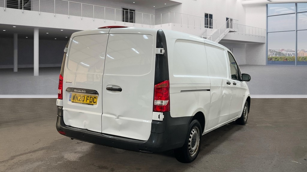 Used Mercedes-Benz Vito 2020 for sale - 77595518: Photo 2
