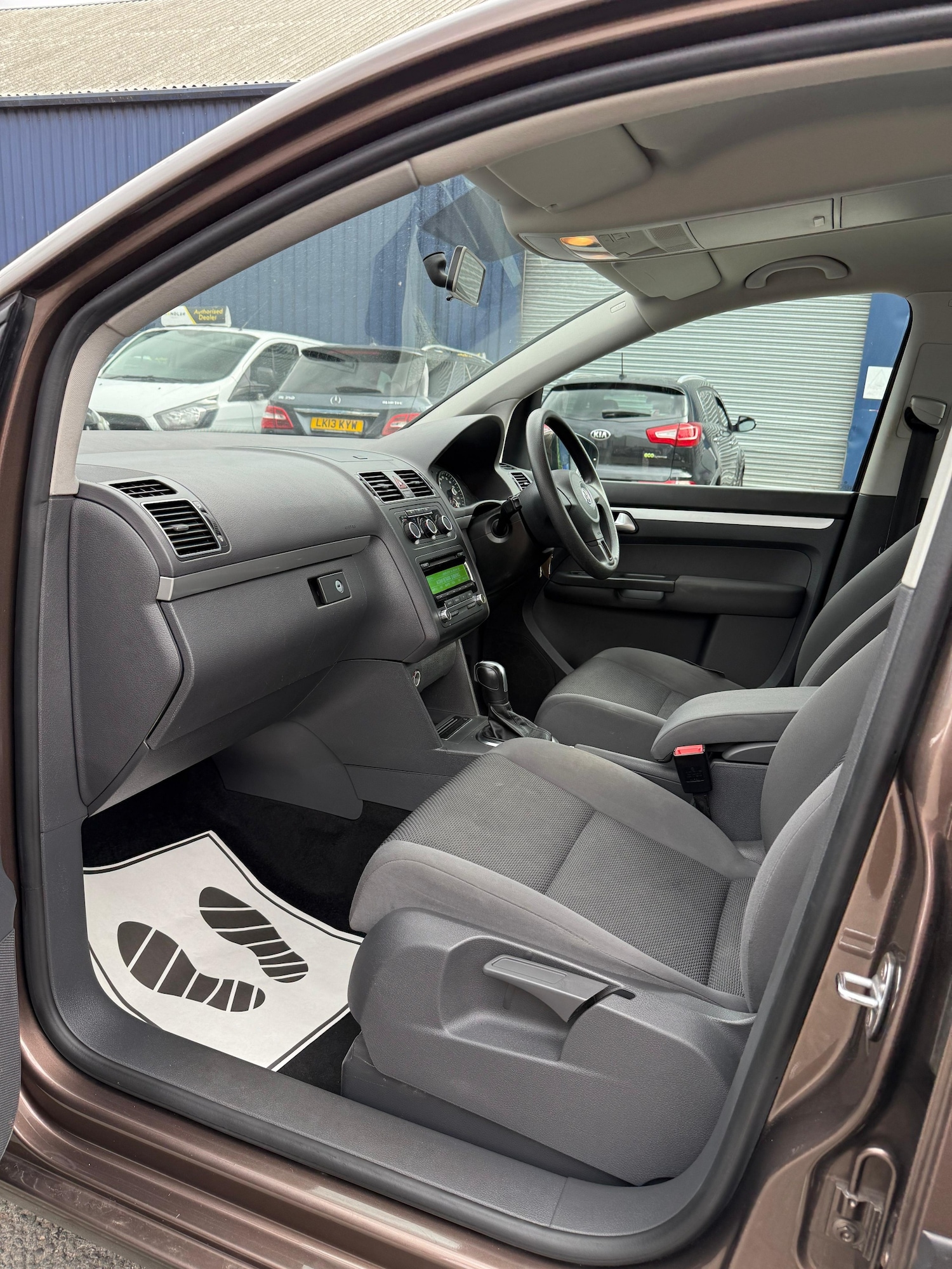 Vehicle 21