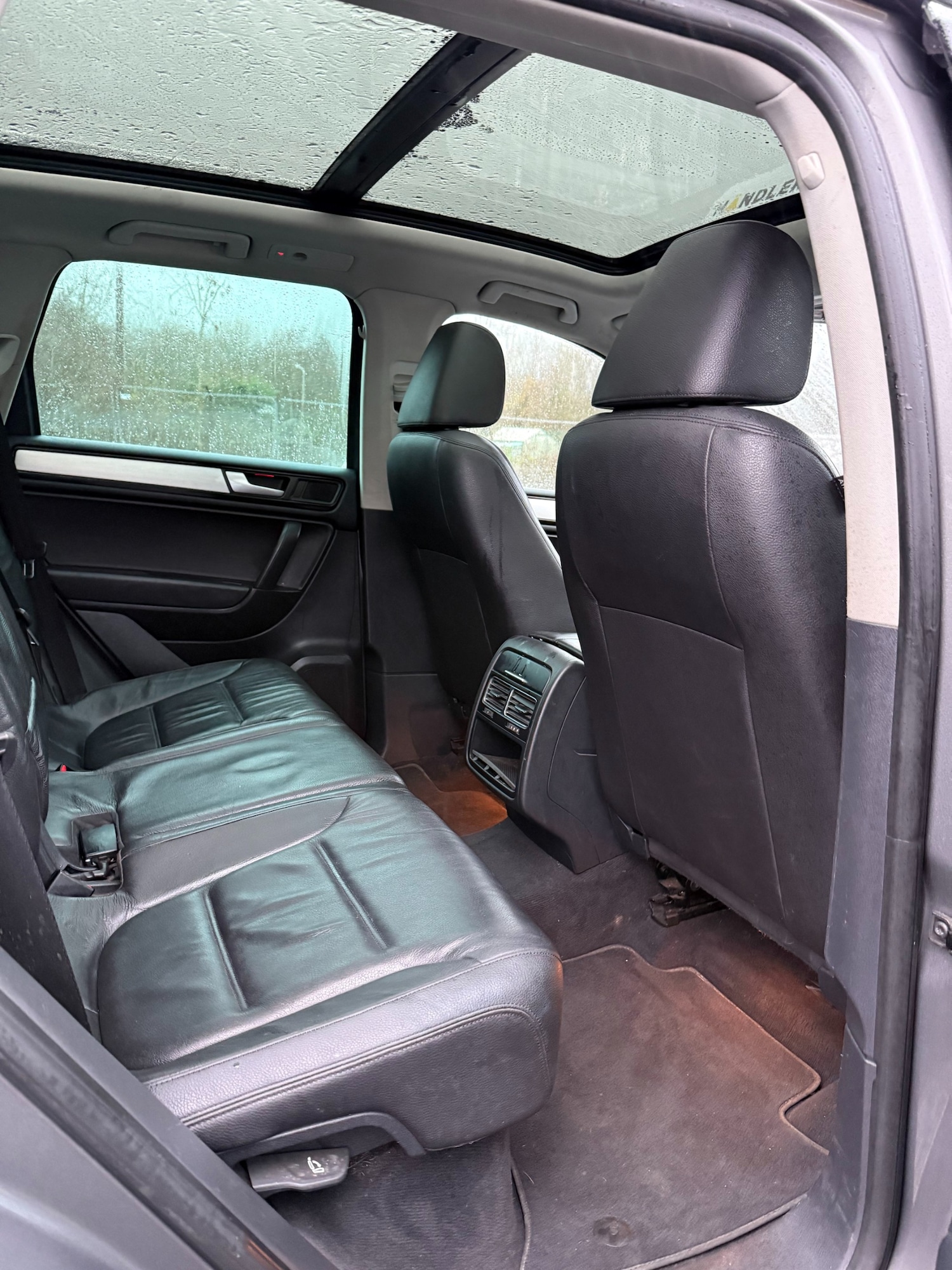 Used Volkswagen Touareg 2013 for sale - 76322152: Photo 19