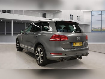 Used Volkswagen Touareg 2013 for sale - 76322152: Photo