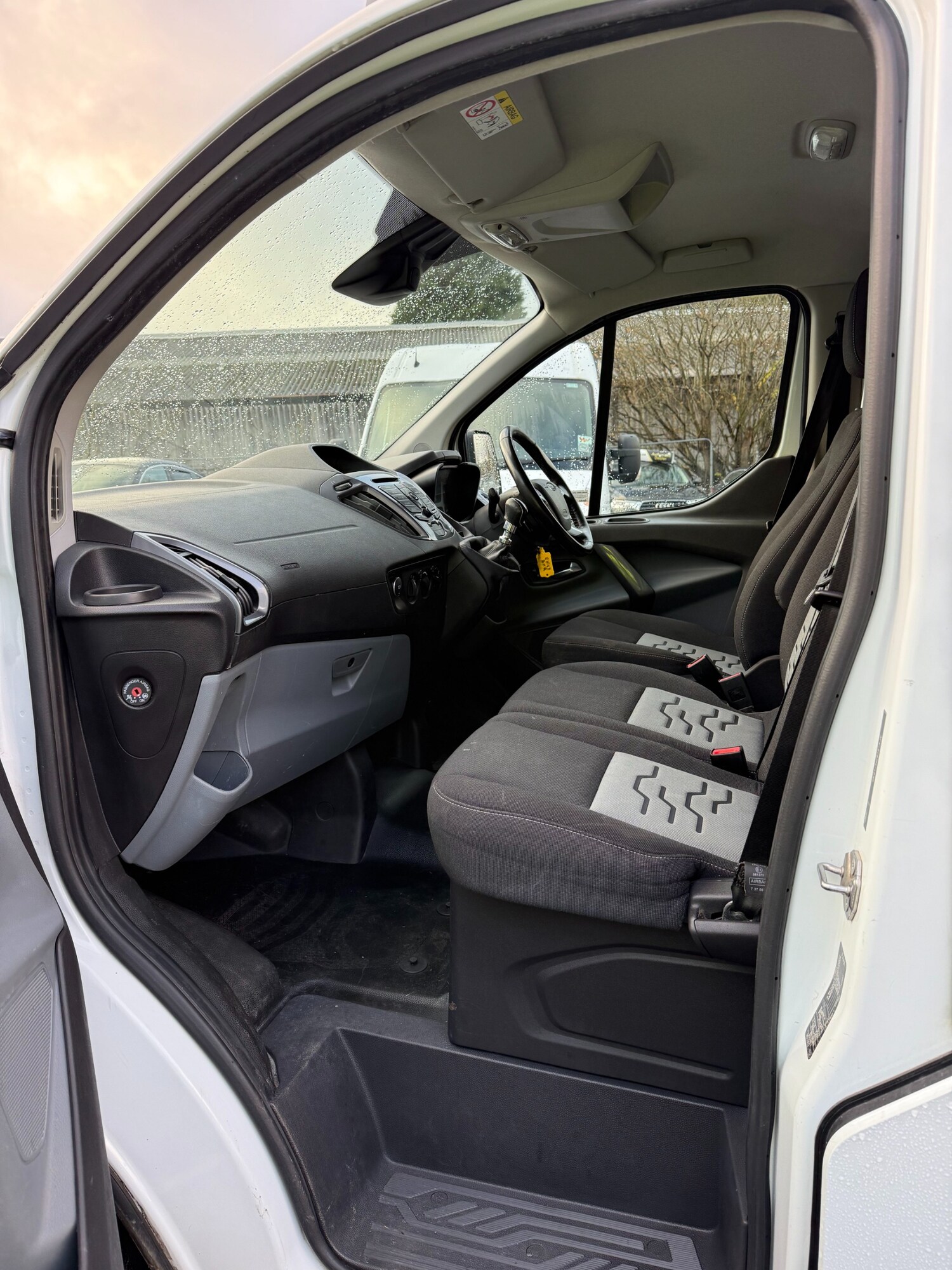 Used Ford Transit Custom 2017 for sale - 76316588: Photo 16