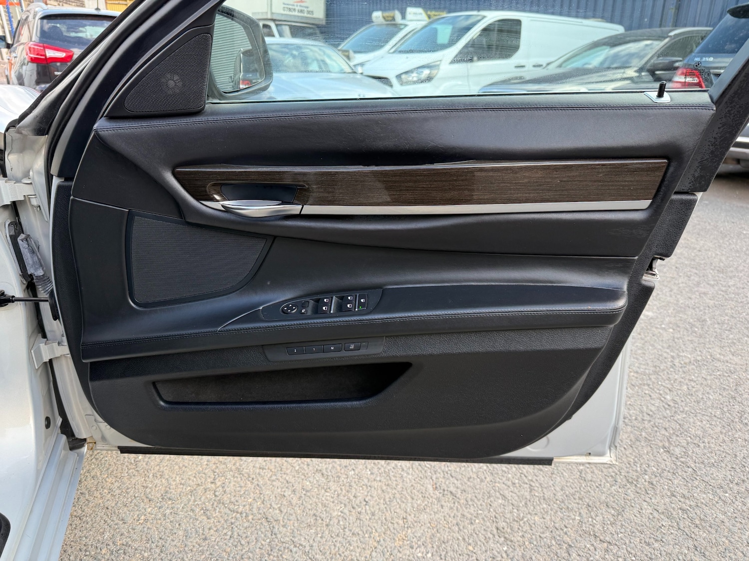 Used BMW 7 Series 2012 for sale - 76878029: Photo 28